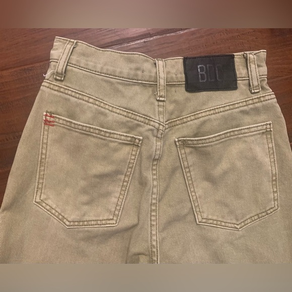 BDG Urban Outfitters | Low & Wide Jeans - 24 - Picture 6 of 10